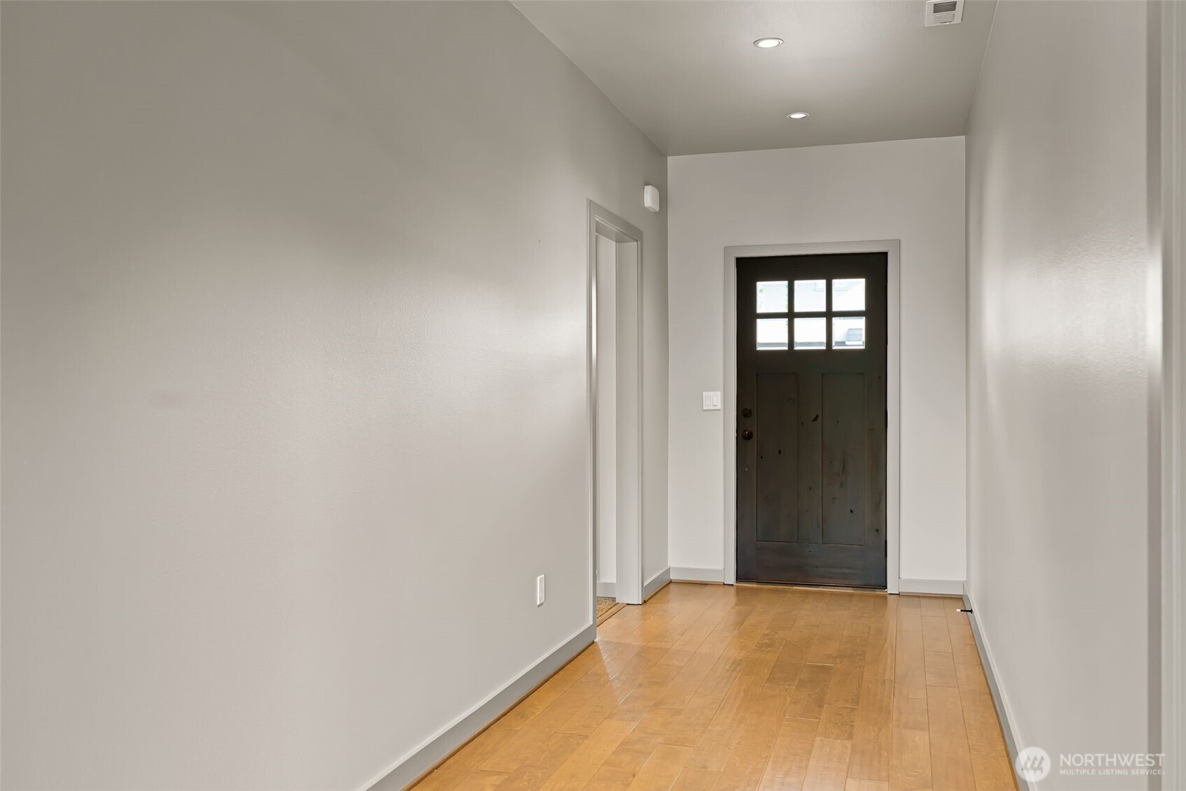 306 E Chason Avenue Property Photo 6