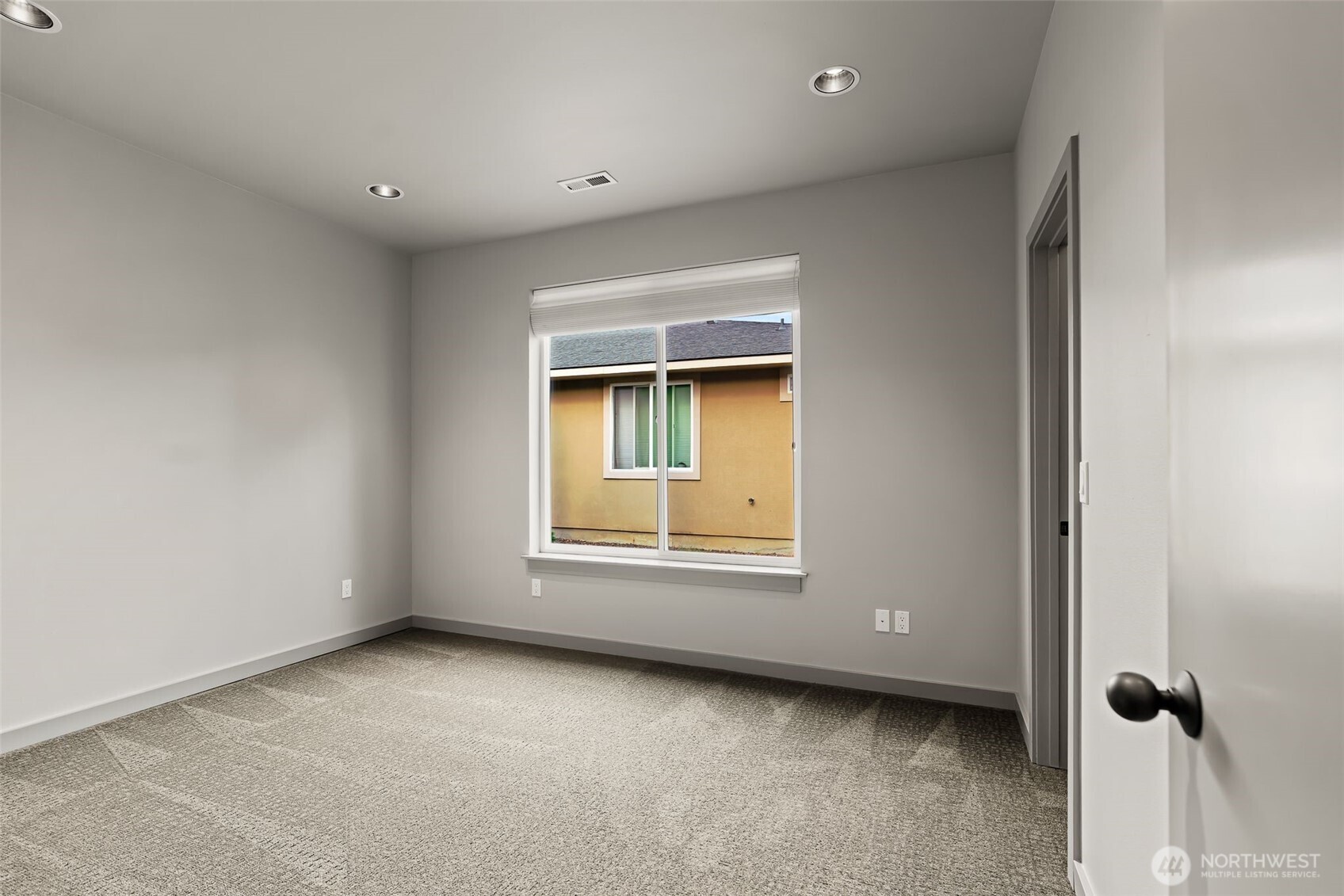306 E Chason Avenue Property Photo 9