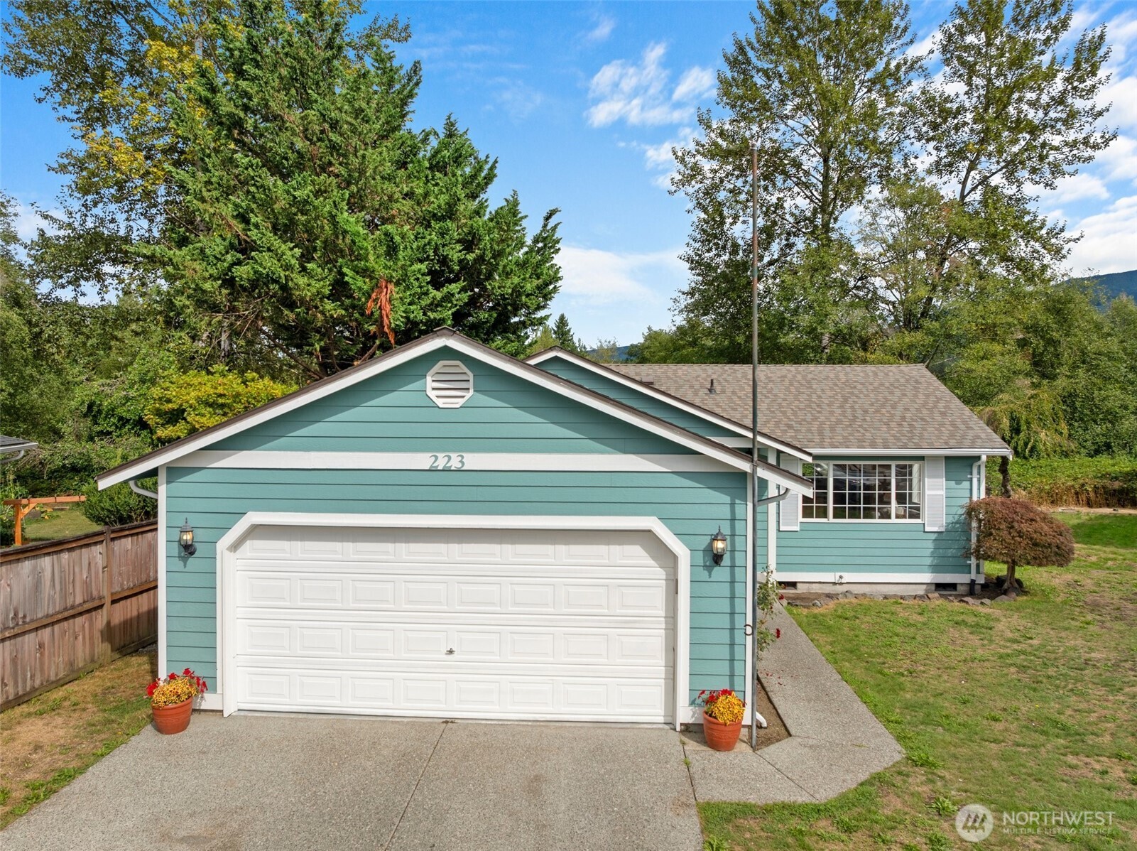 223 Nugget Road Property Photo 1