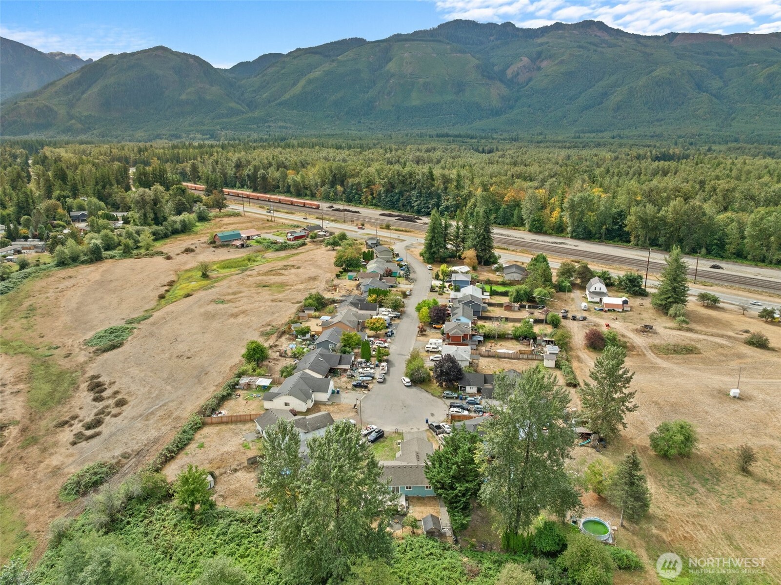 223 Nugget Road Property Photo 3