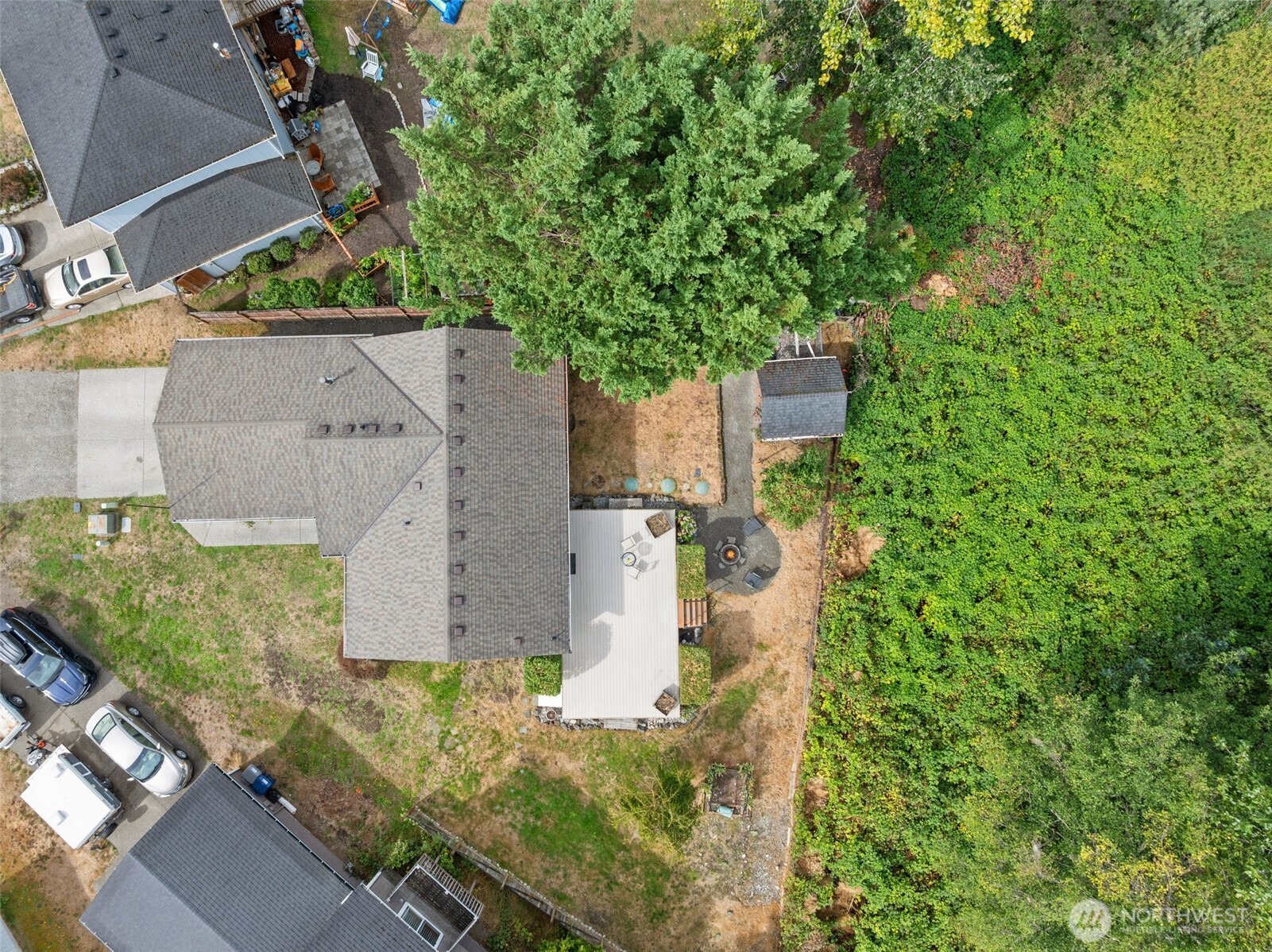 223 Nugget Road Property Photo 4