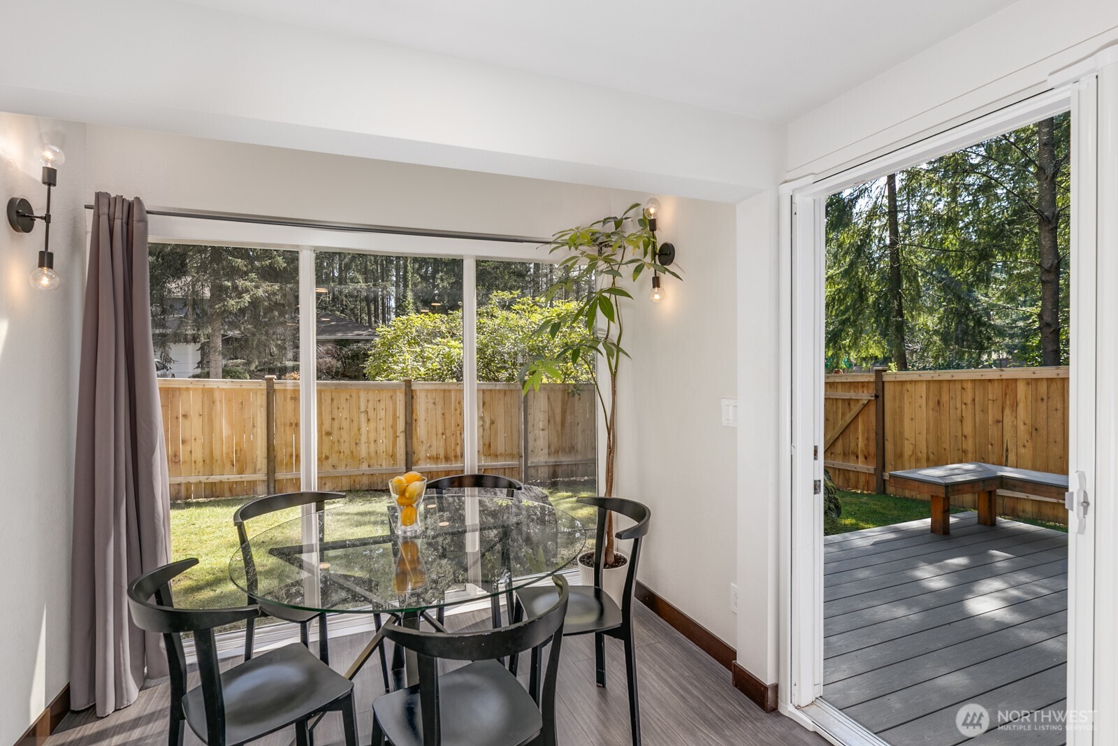 2432 145th Place Property Photo 17