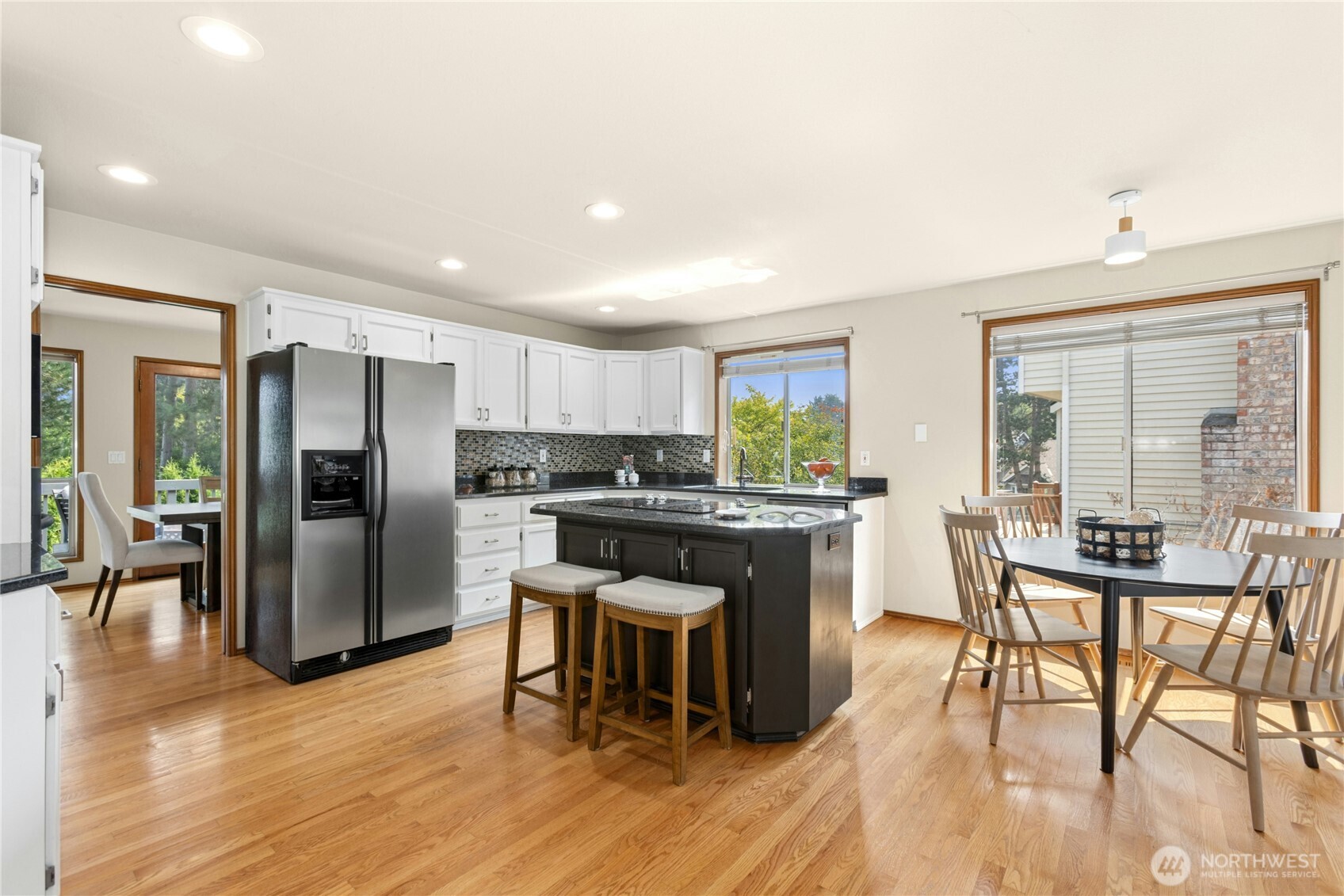 17102 Ne 37th Place Property Photo 8