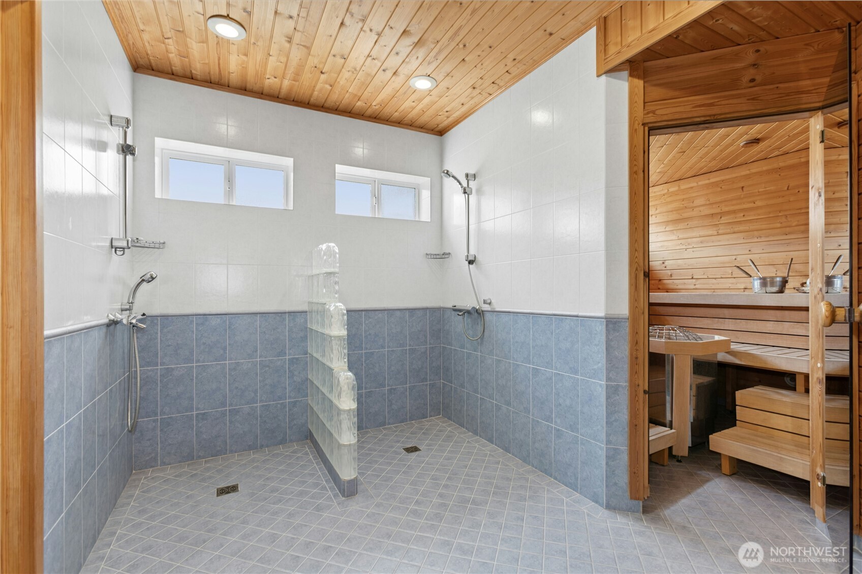 17102 Ne 37th Place Property Photo 31