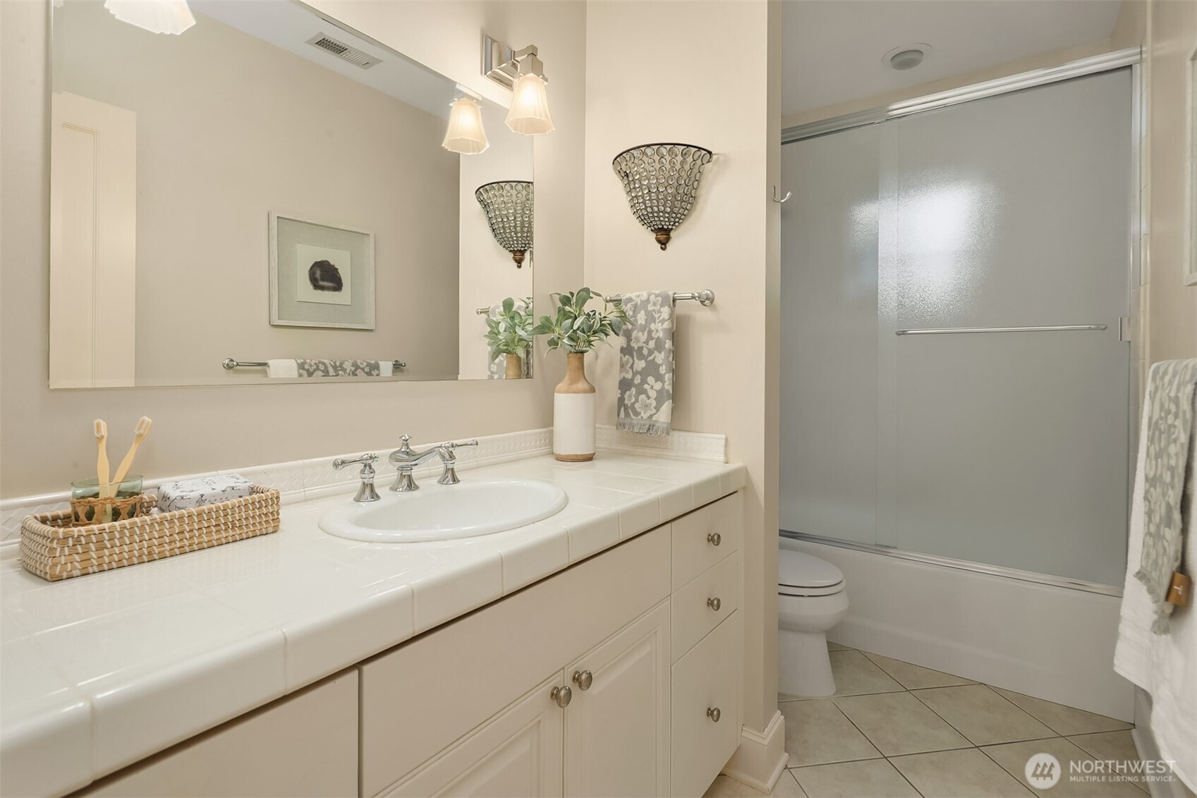 5506 Ne Penrith Road Property Photo 27