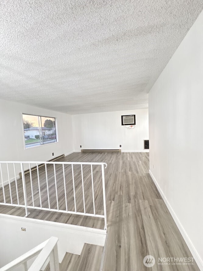 209 Eastridge Drive Property Photo 13