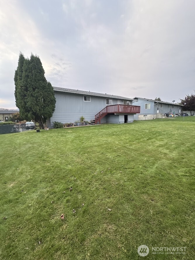 209 Eastridge Drive Property Photo 32