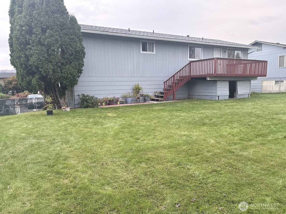 209 Eastridge Drive Property Photo 34