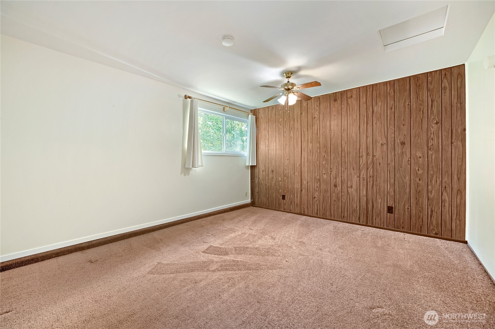 3731 N Baltimore Street Property Photo 13