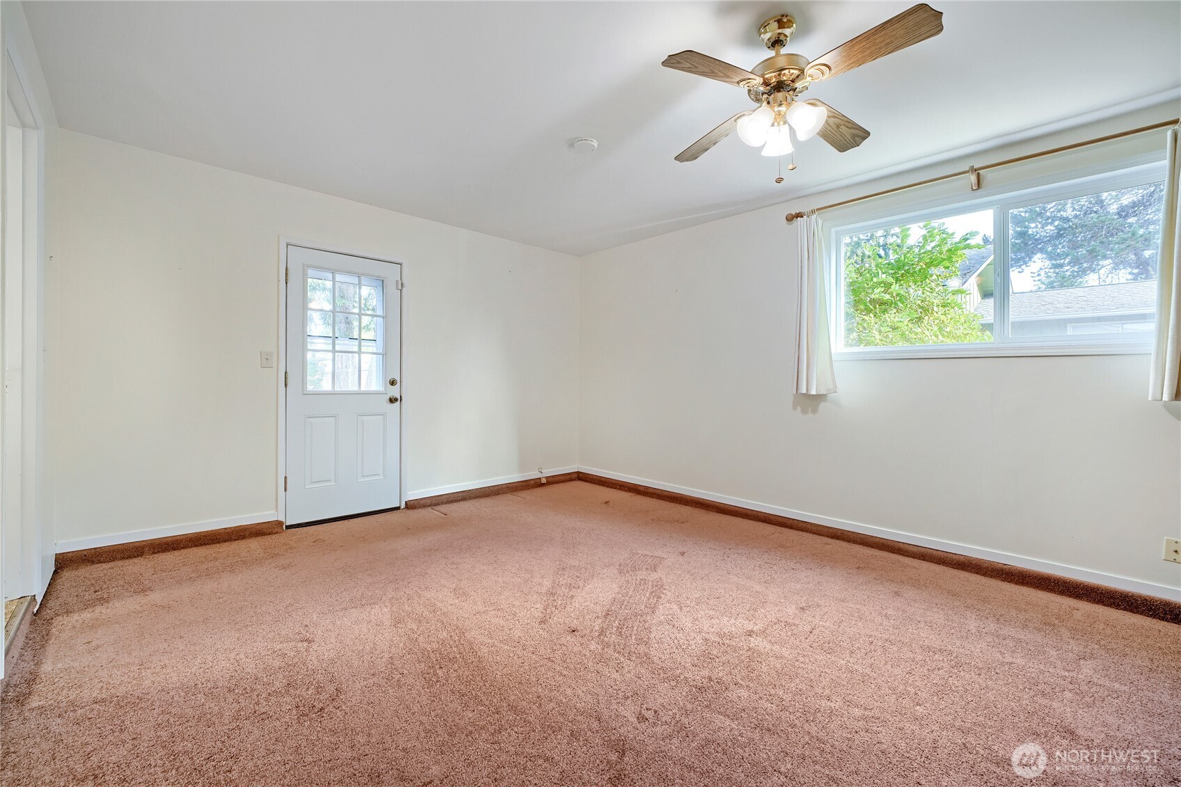 3731 N Baltimore Street Property Photo 14