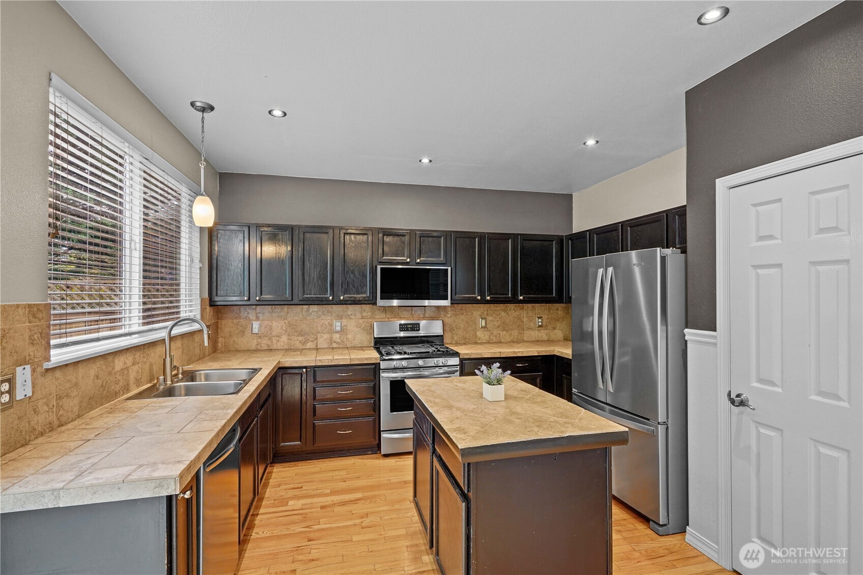 8806 177th Street Property Photo 13