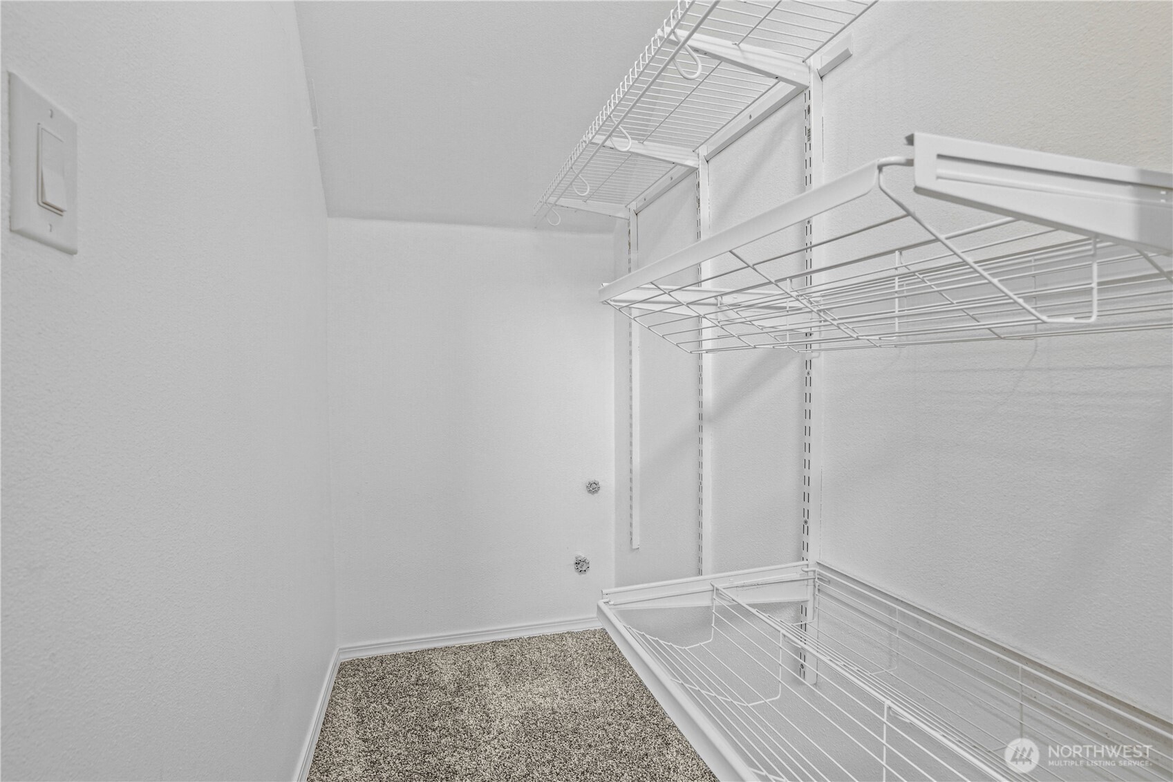 8806 177th Street Property Photo 18