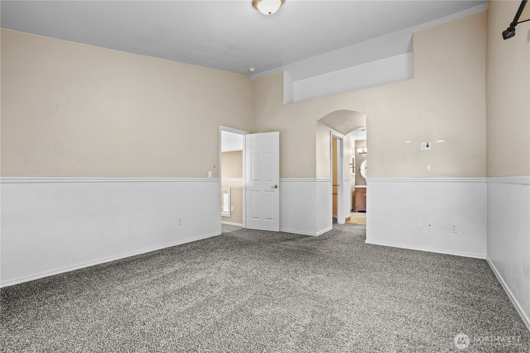 8806 177th Street Property Photo 22