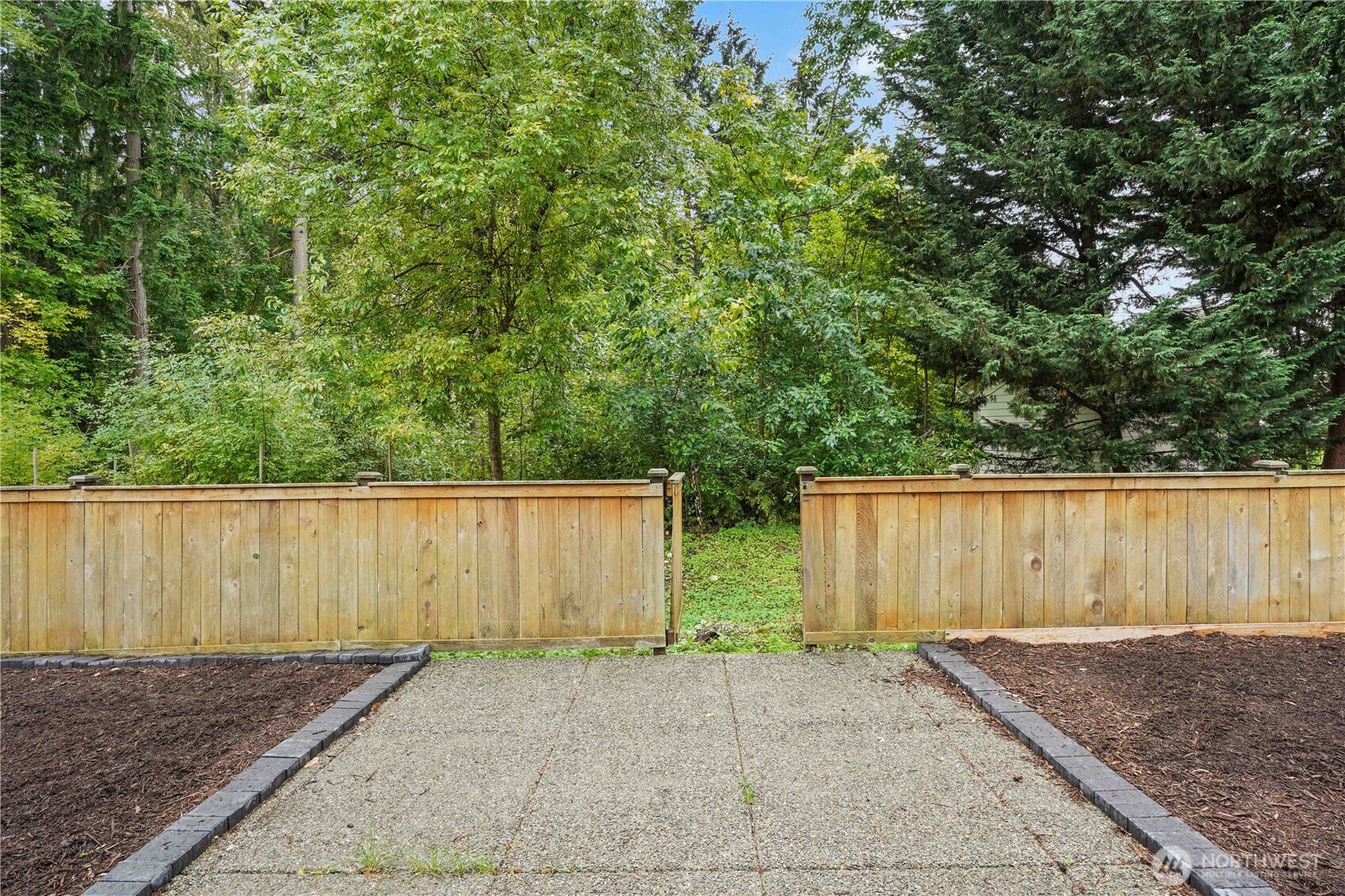 8806 177th Street Property Photo 29