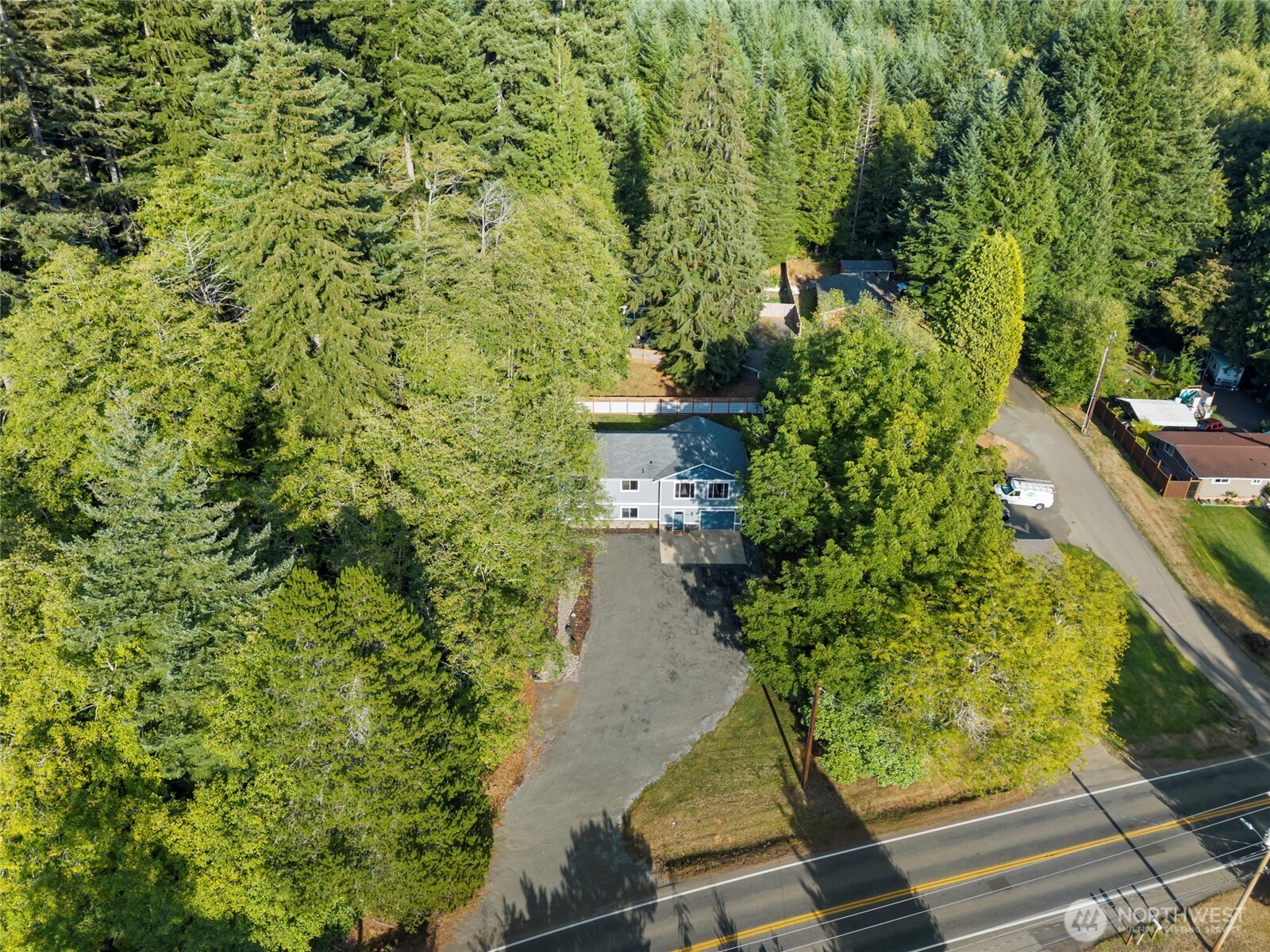690 N Summit Road Property Photo 36