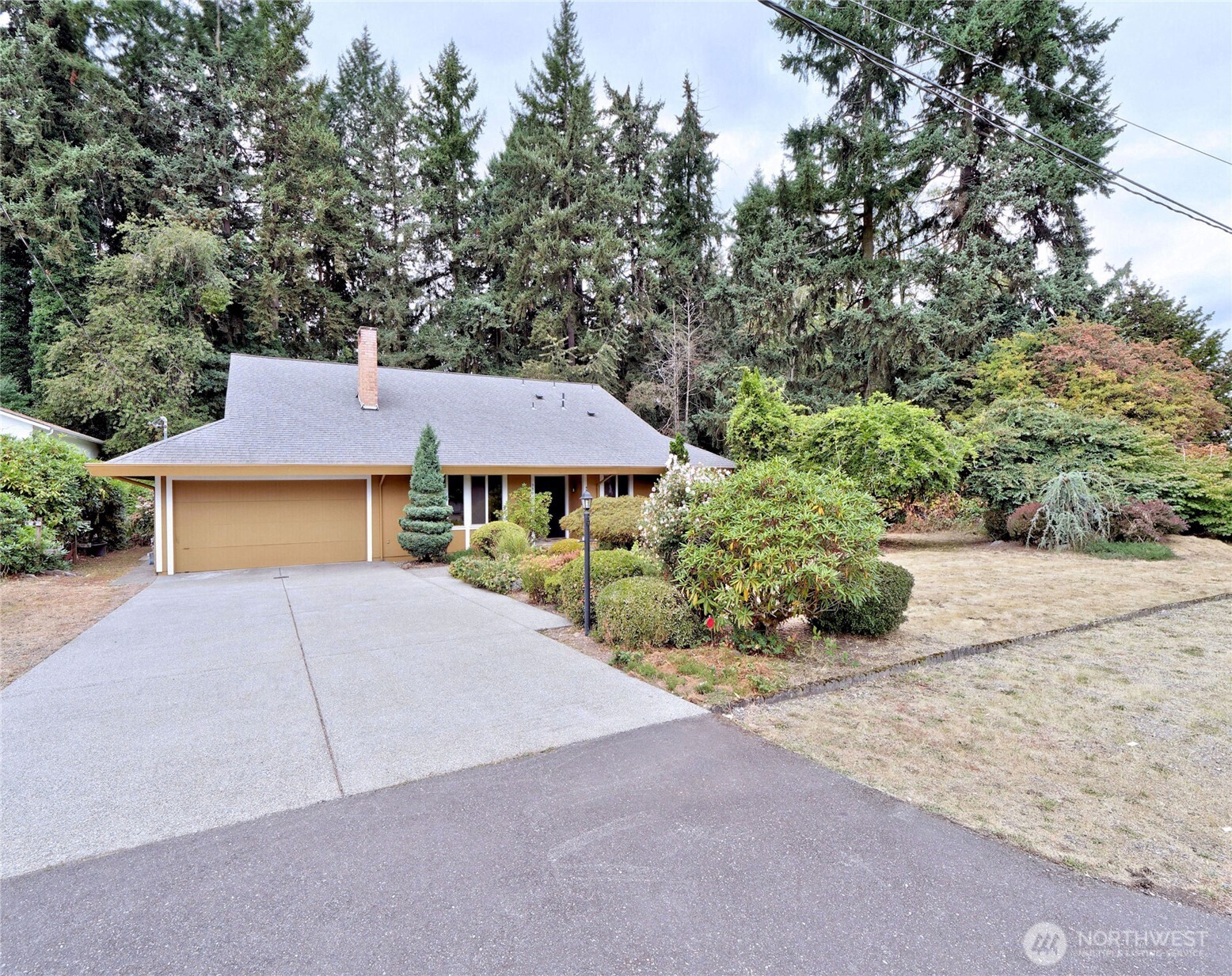9802 58th Avenue Ct Property Photo 2