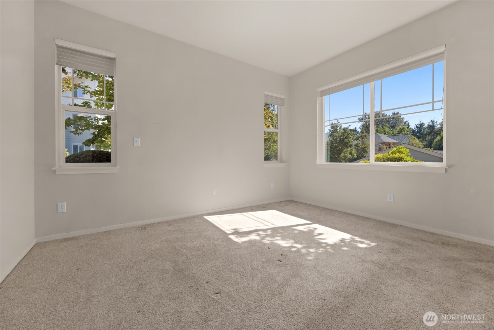 15026 40th Avenue 8-202 Property Photo 12