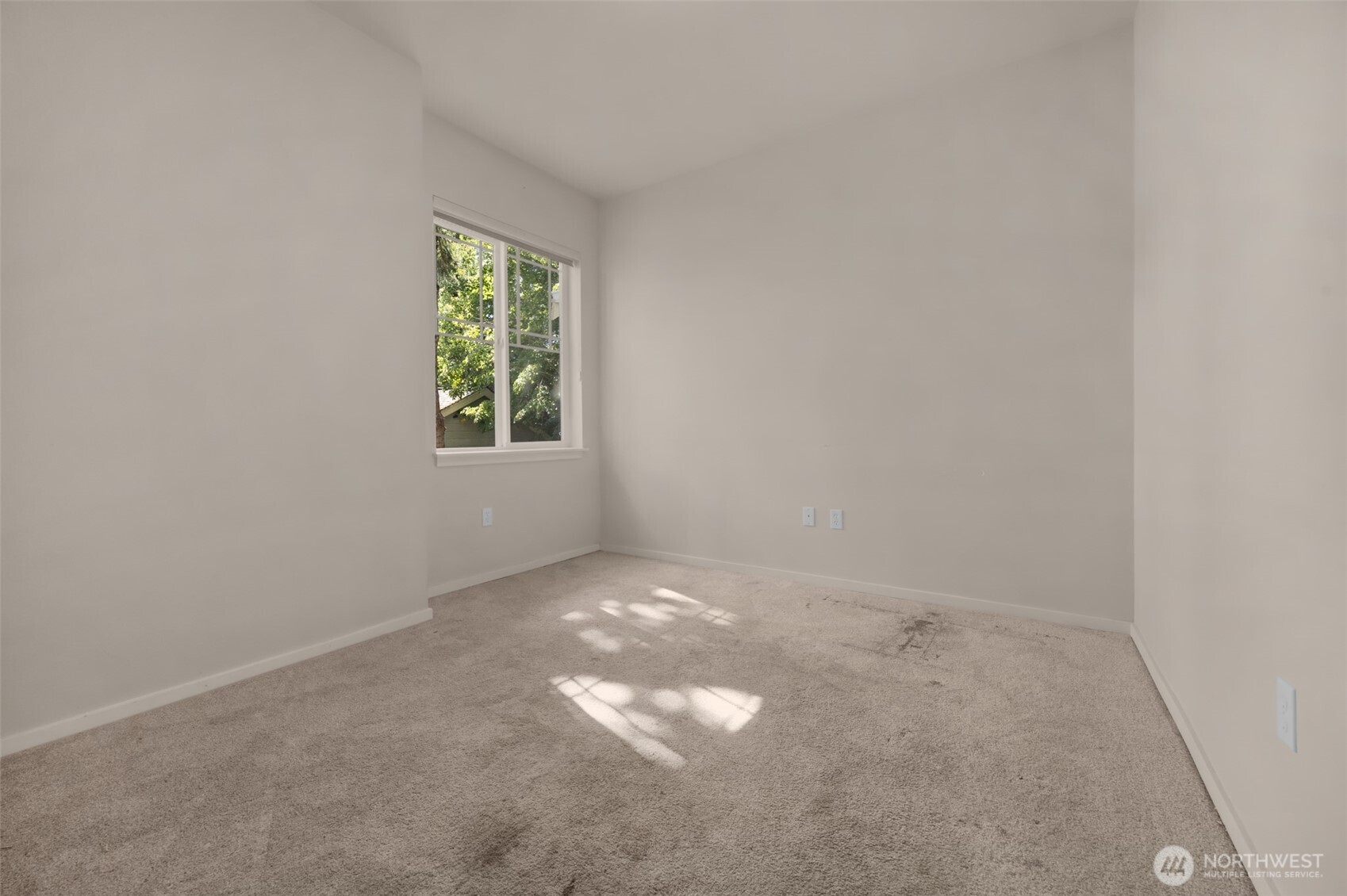 15026 40th Avenue 8-202 Property Photo 13