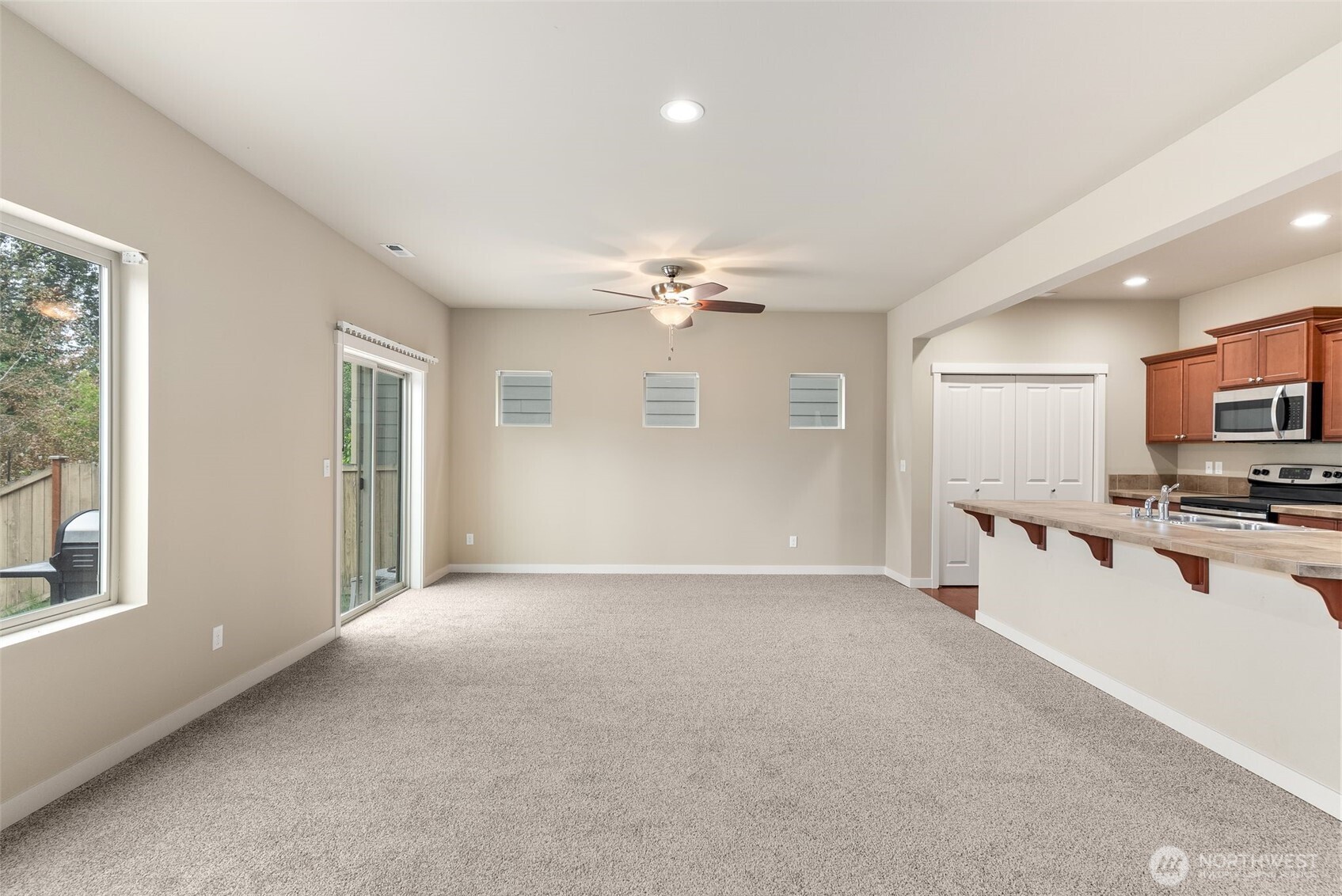 5030 35th Street Property Photo 12