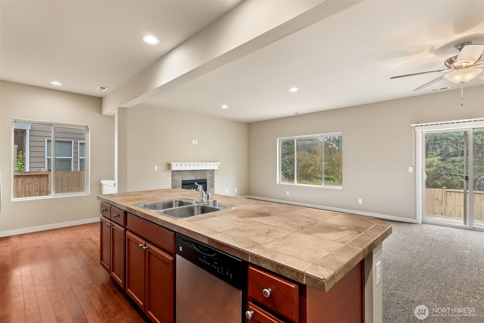 5030 35th Street Property Photo 18