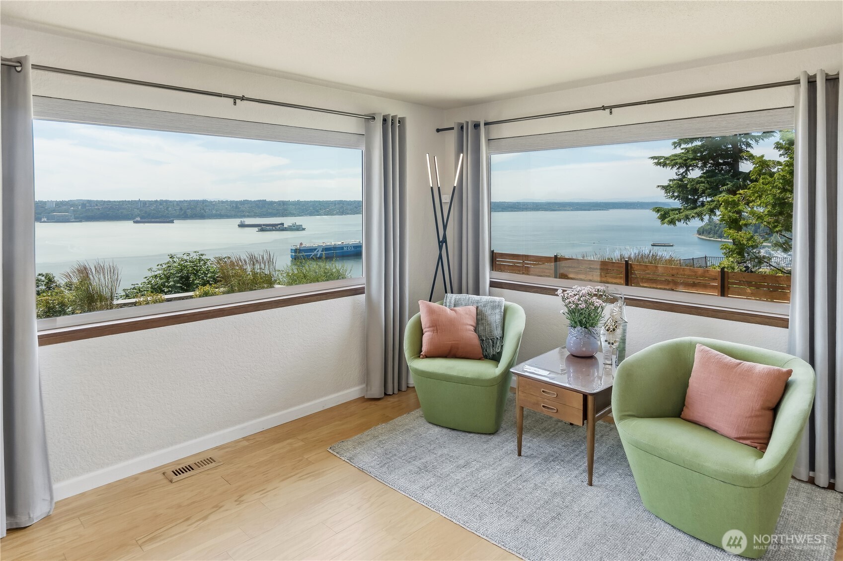 2040 Browns Point Boulevard Property Photo 6