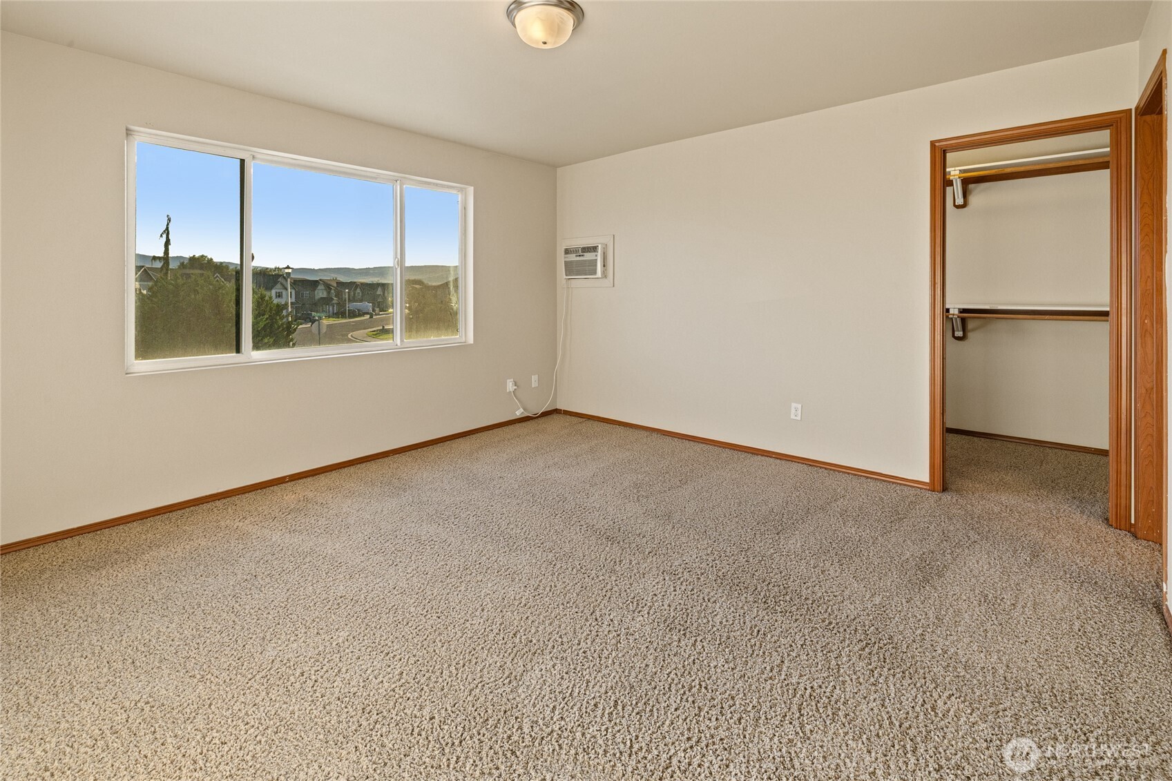 1911 W Peakview Drive Property Photo 21