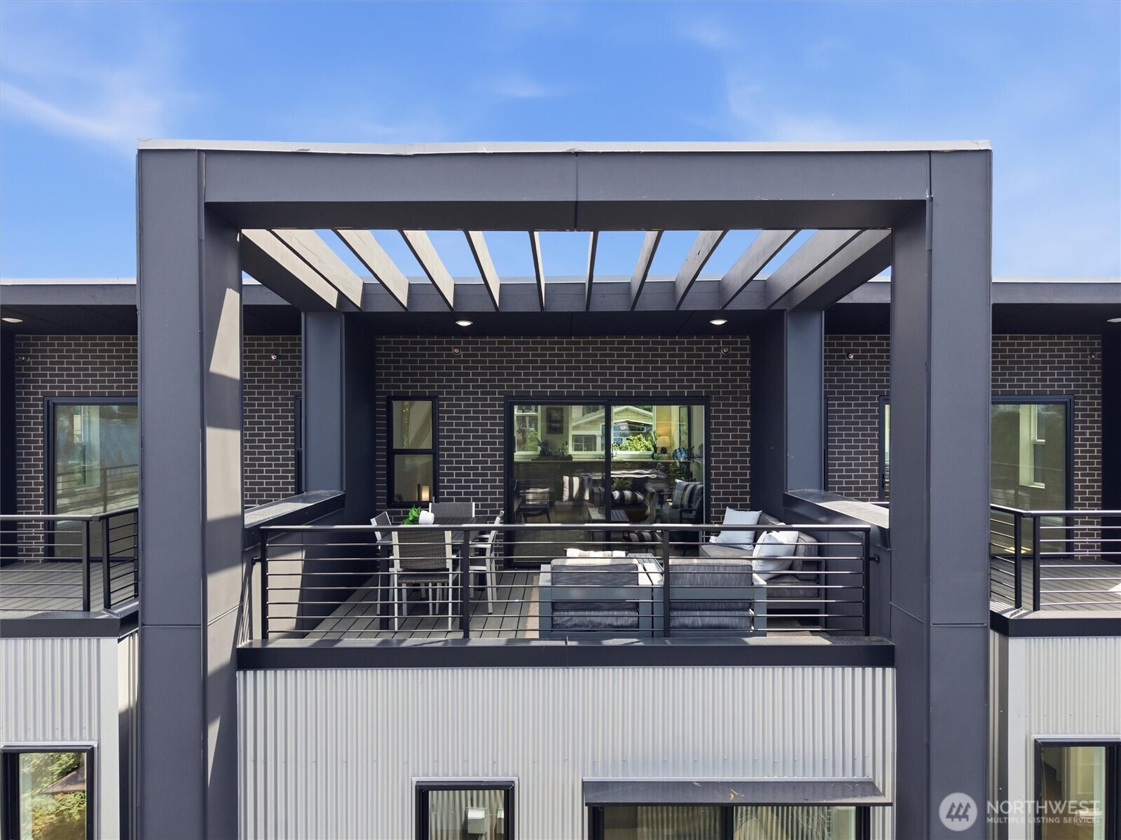2017 Minor Avenue Property Photo 1