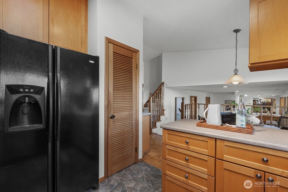 7404 100th Avenue Property Photo 10