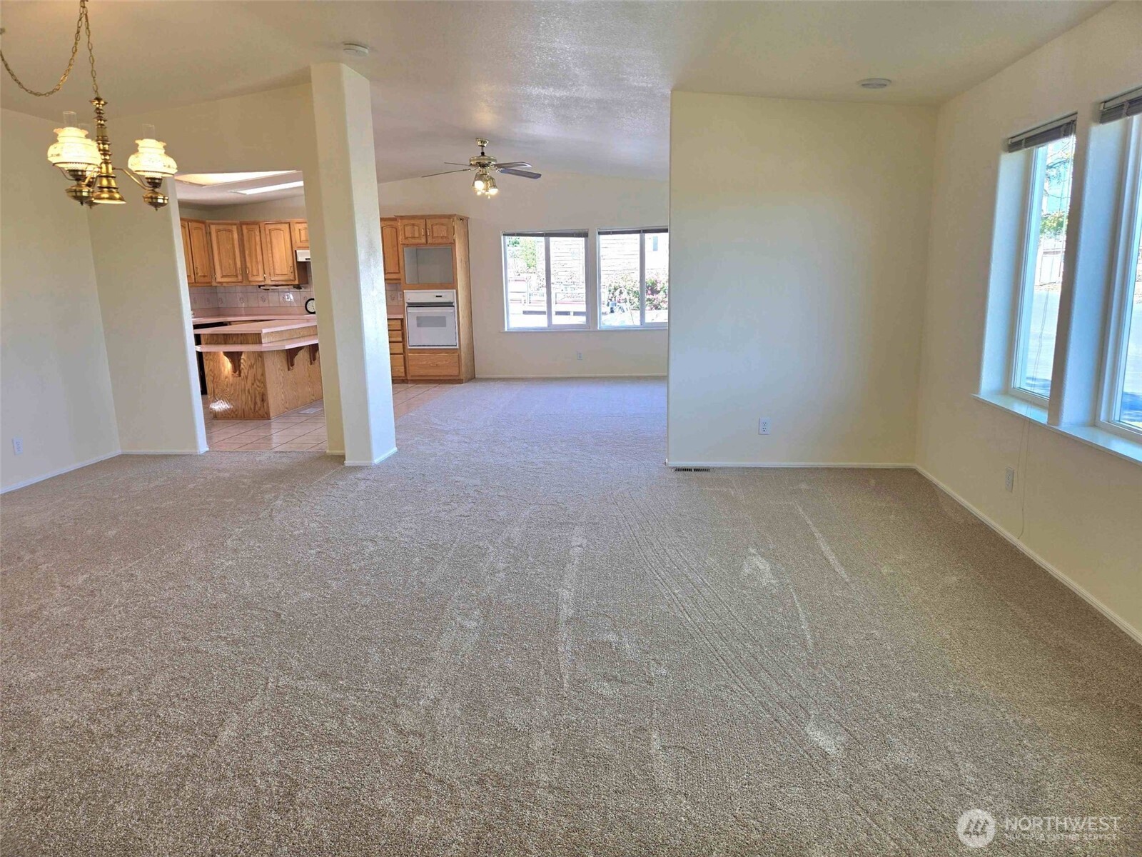 508 W 5th Avenue Property Photo 9