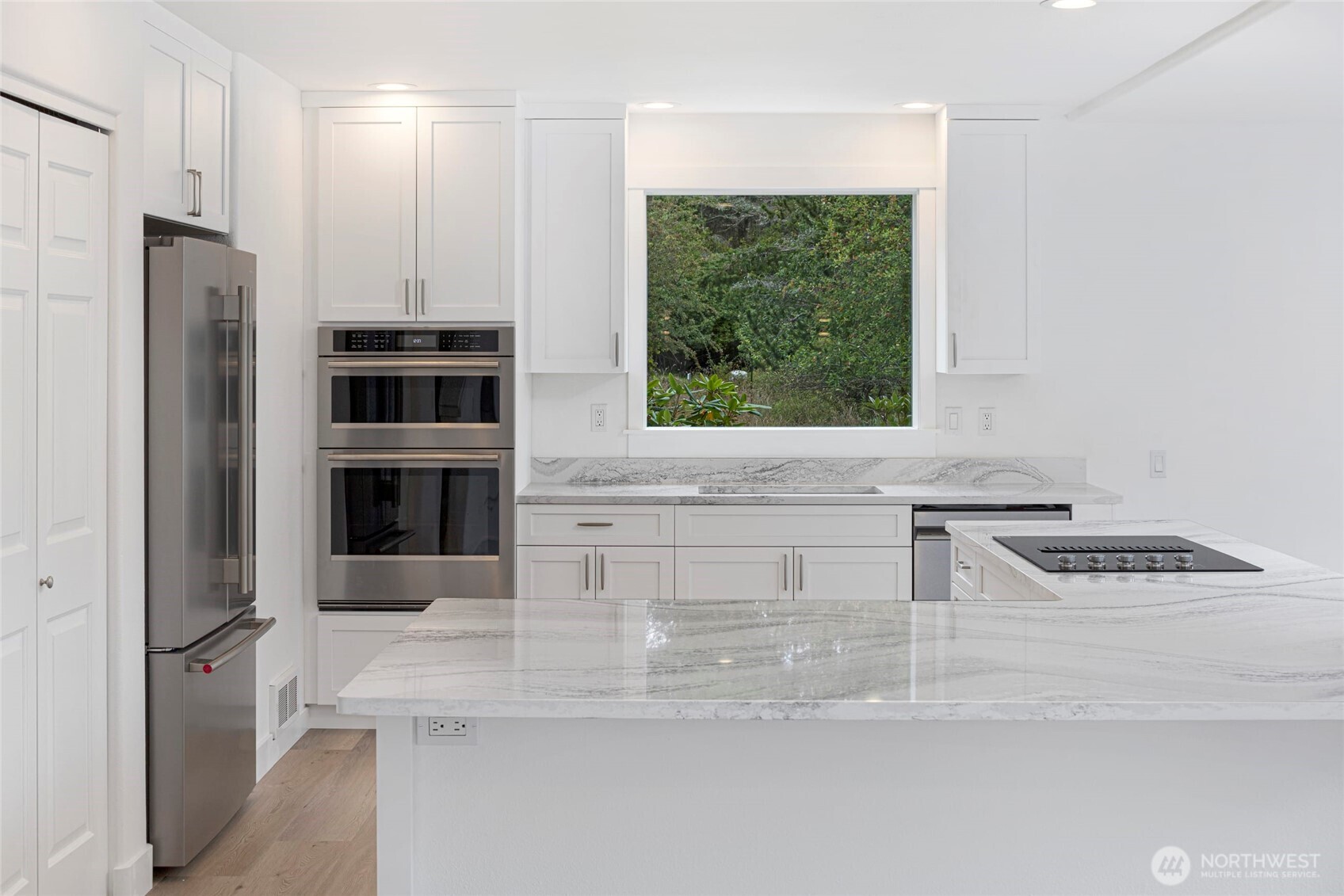 184 Ocean View Drive Property Photo 4