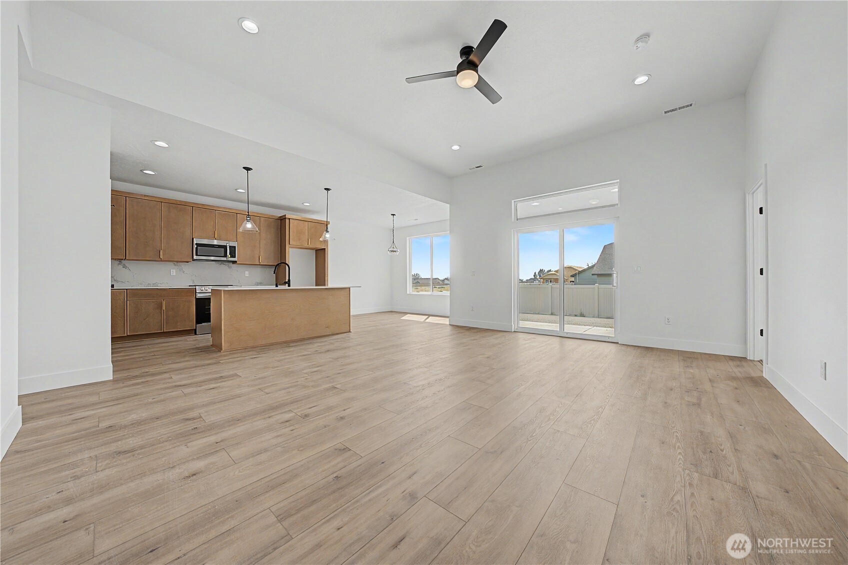 703 N Street Property Photo 4