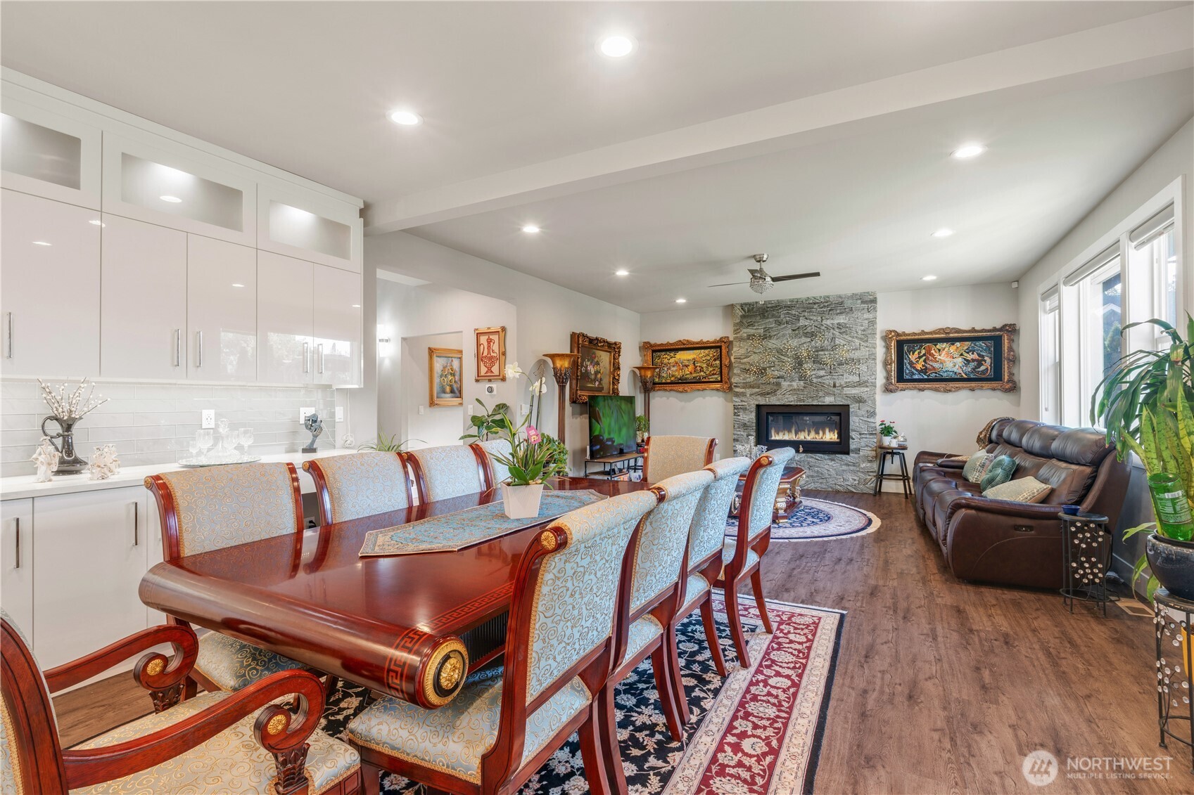 5315 Coastal Loop Property Photo 6