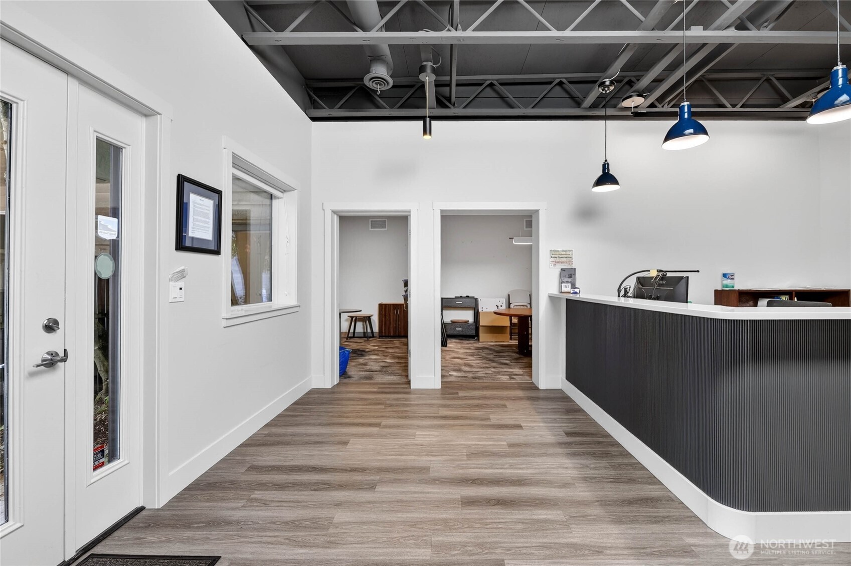 5639 California Avenue Property Photo 10