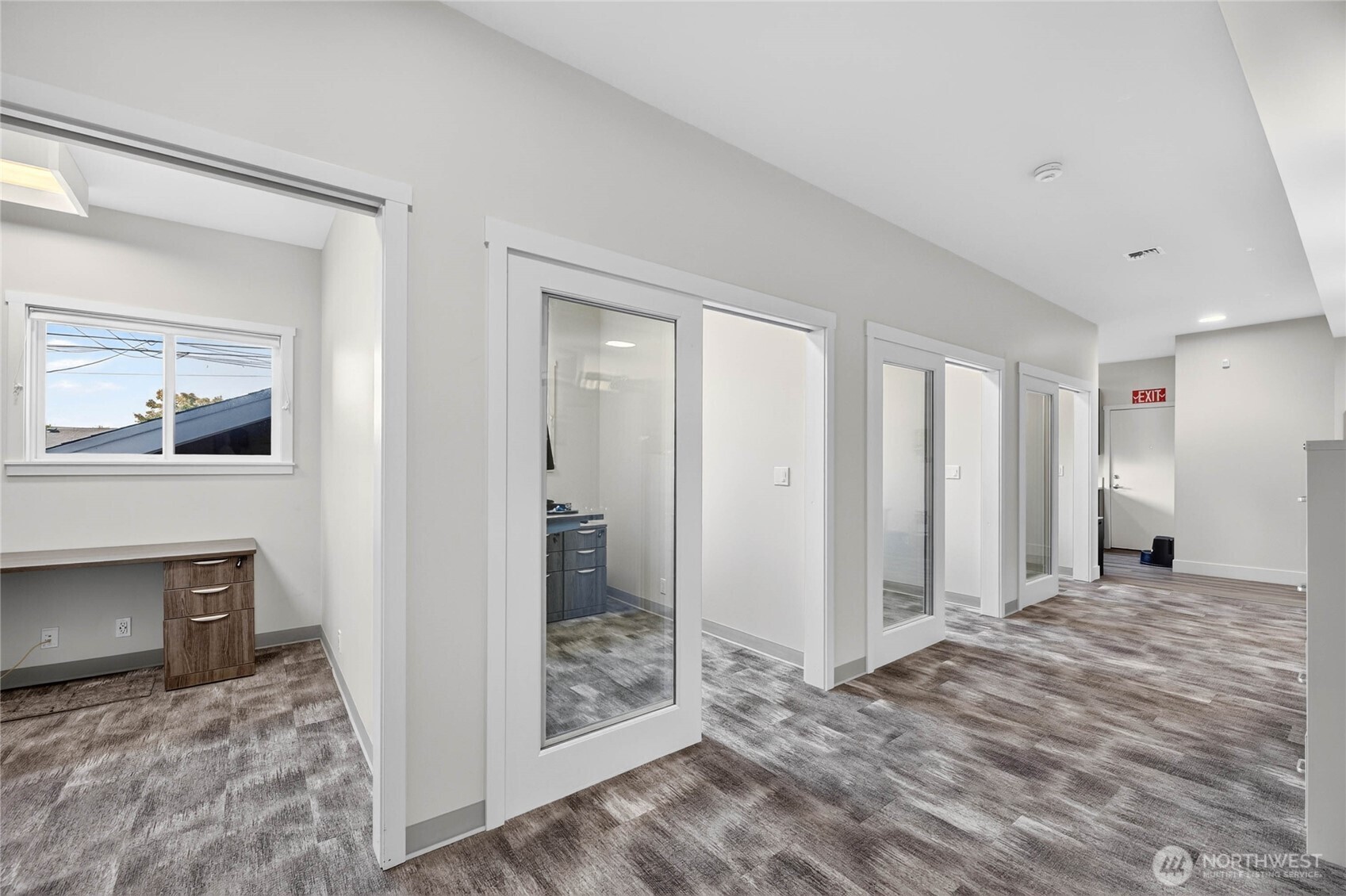 5639 California Avenue Property Photo 11