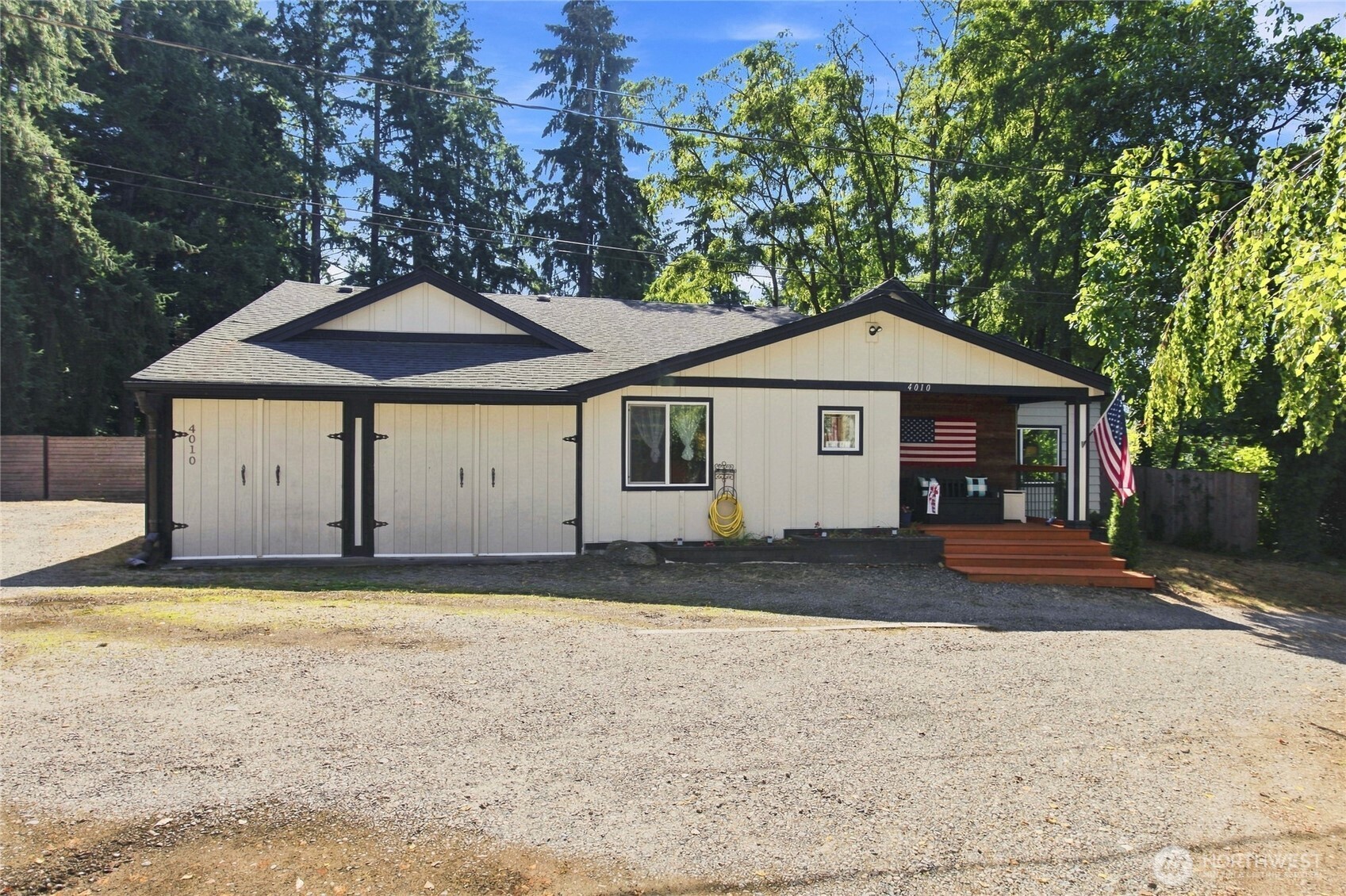 4010 82nd Avenue Property Photo 2