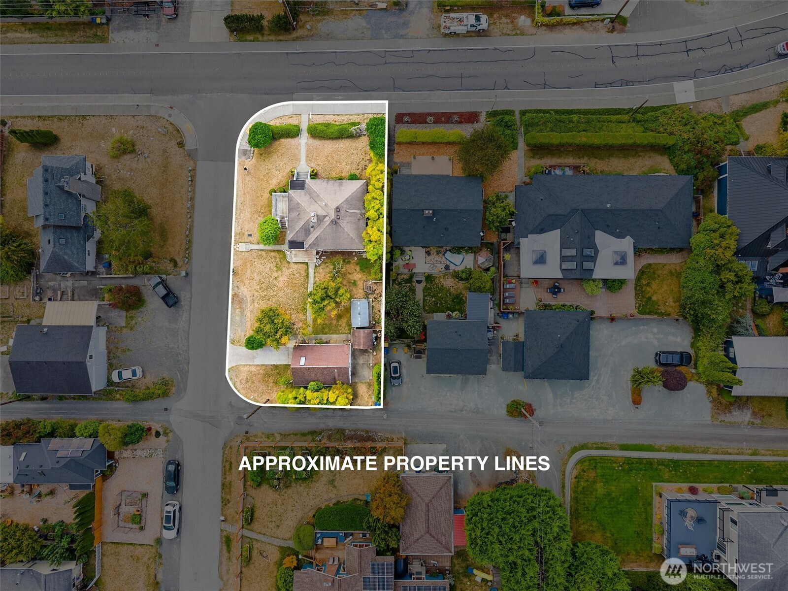 419 Northshore Drive Property Photo 37