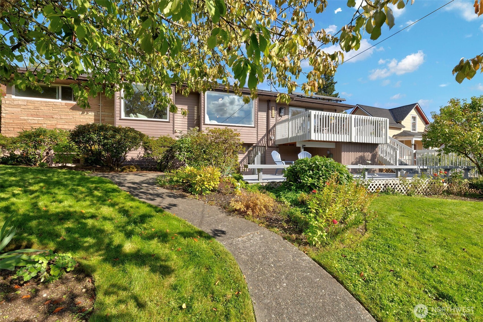 18750 Fjord Drive Property Photo 2