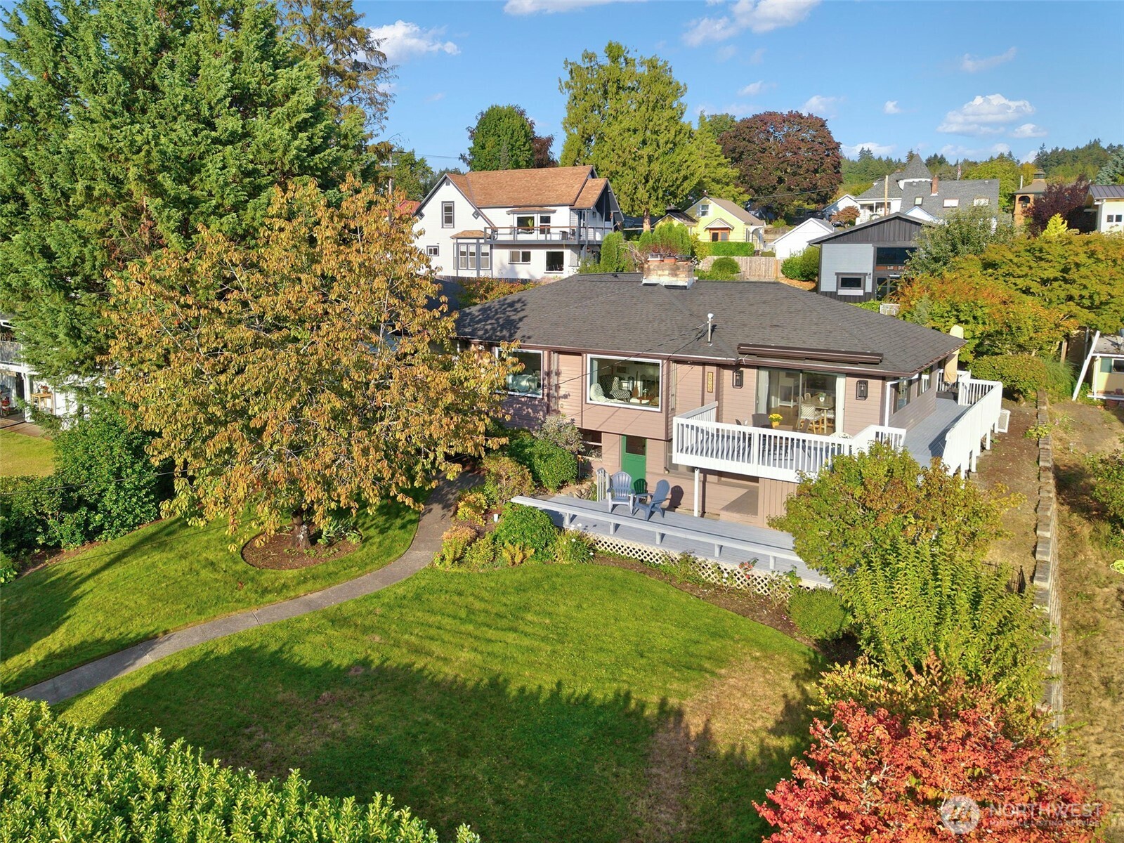 18750 Fjord Drive Property Photo 3