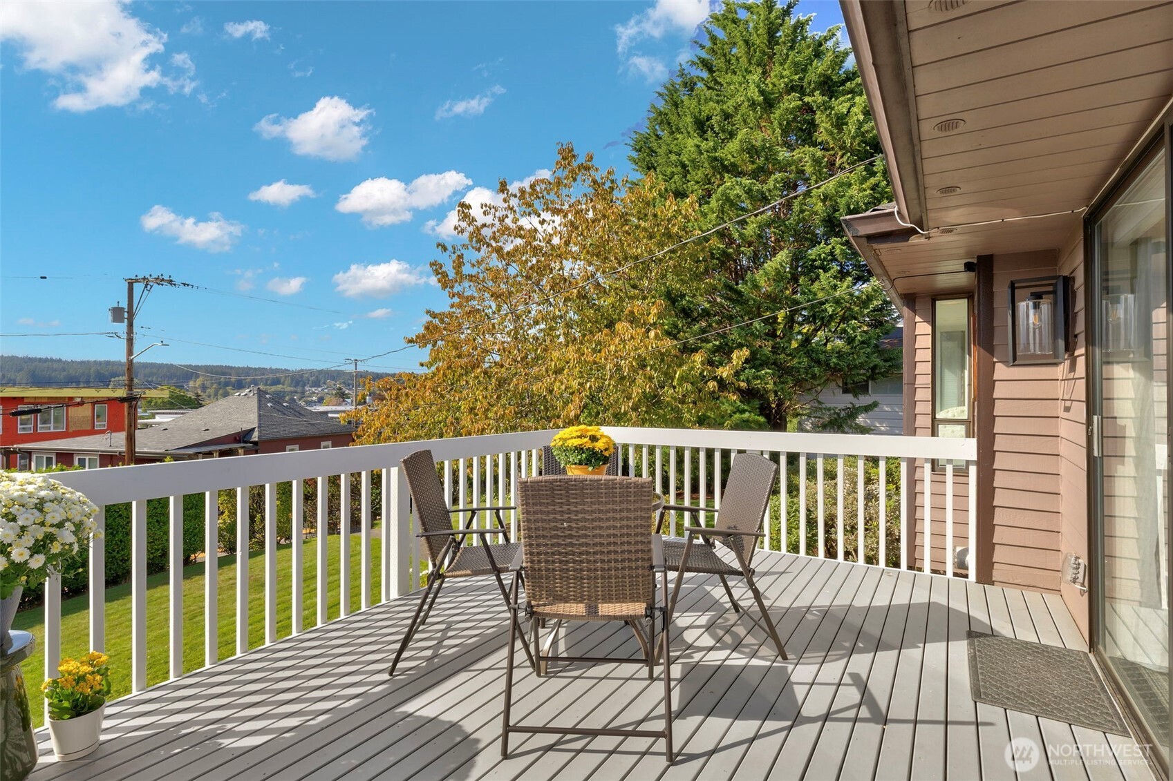 18750 Fjord Drive Property Photo 14