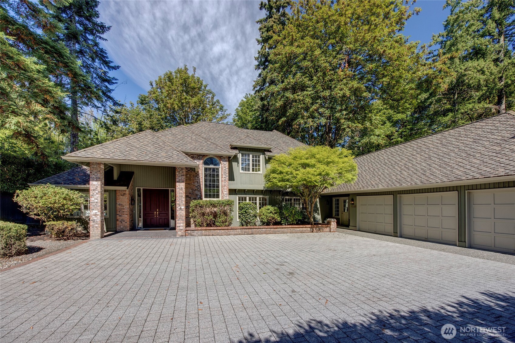 8140 Evergreen Lane Property Photo 1