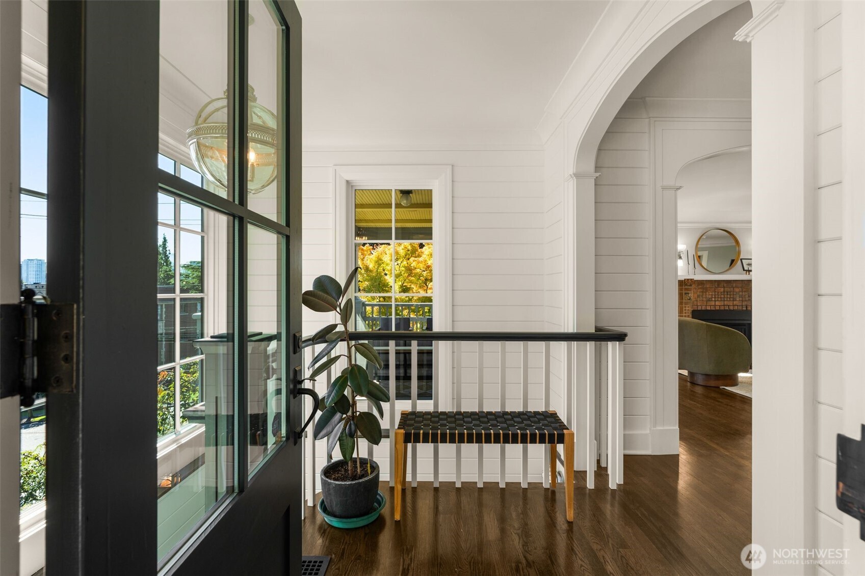 1107 4th Avenue Property Photo 6