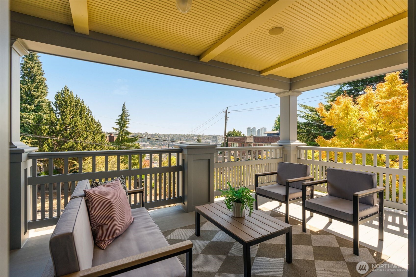 1107 4th Avenue Property Photo 12