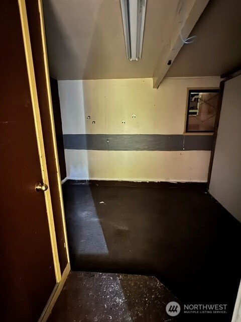 1006 17th Street Property Photo 4