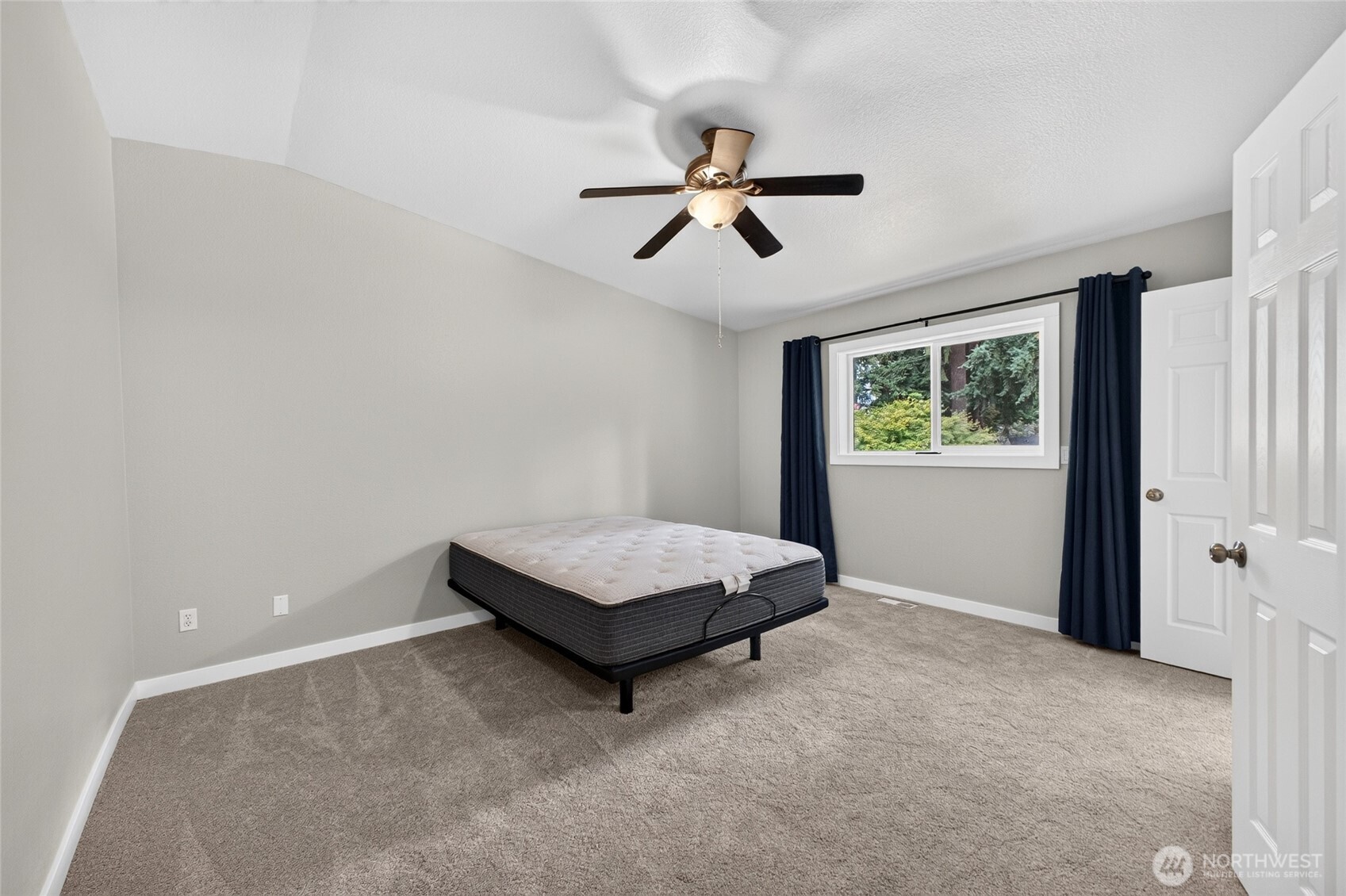 10313 148th Street Ct Property Photo 16