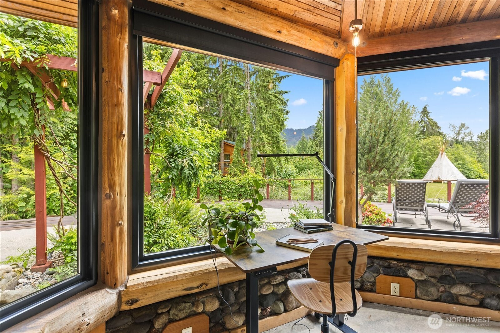 27346 Lake Cavanaugh Road Property Photo 15