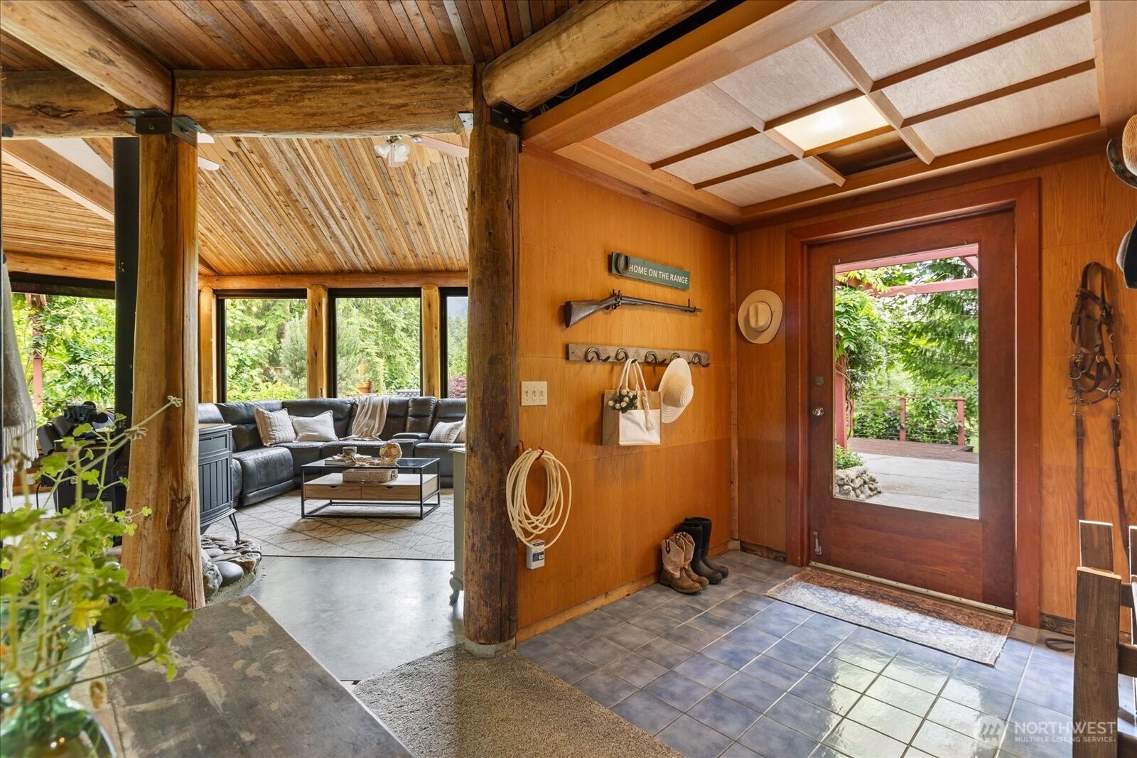 27346 Lake Cavanaugh Road Property Photo 16