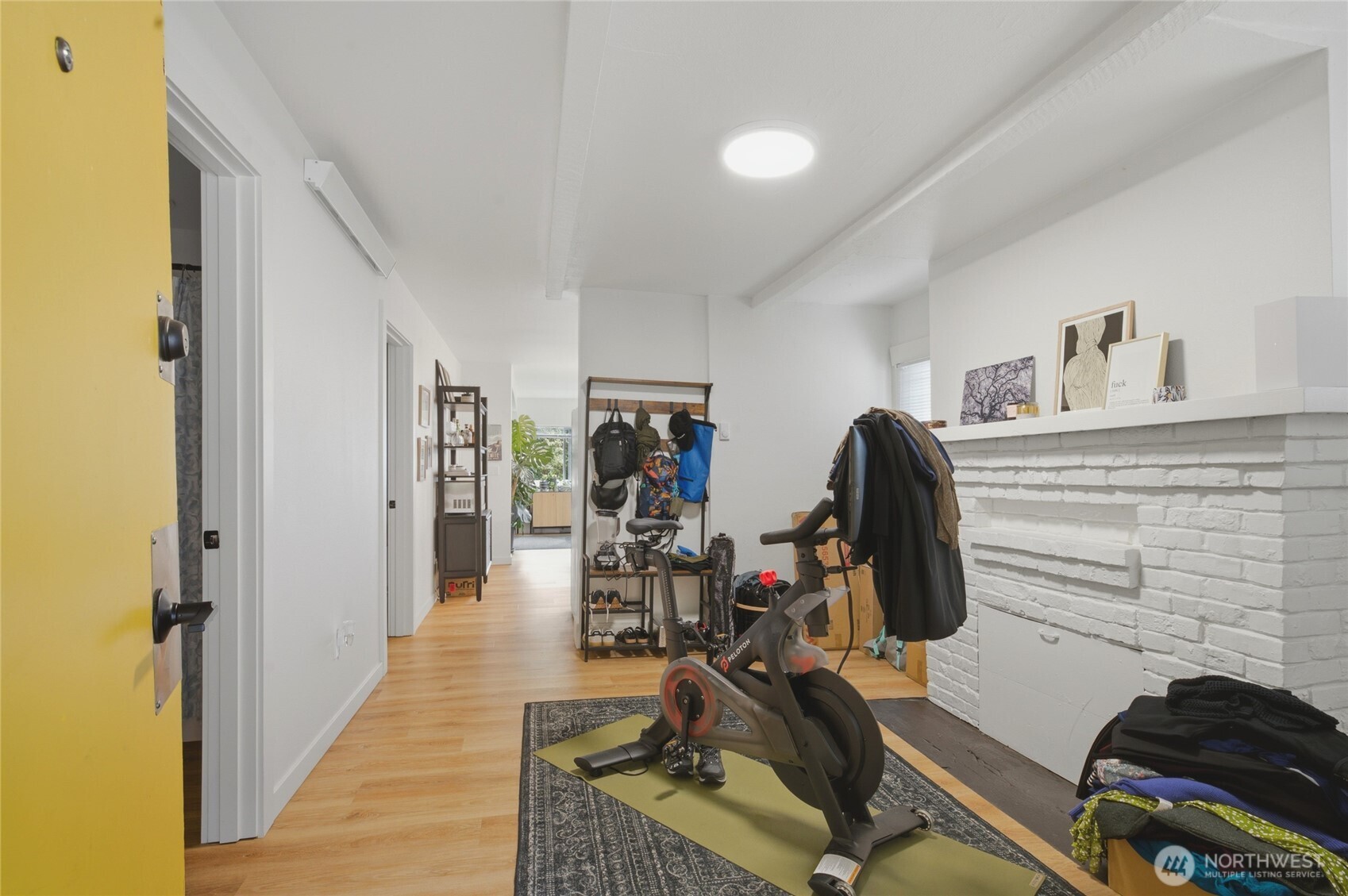 4259 Greenwood Avenue Property Photo 6