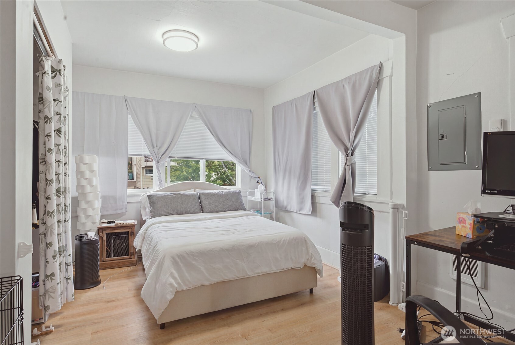4259 Greenwood Avenue Property Photo 18