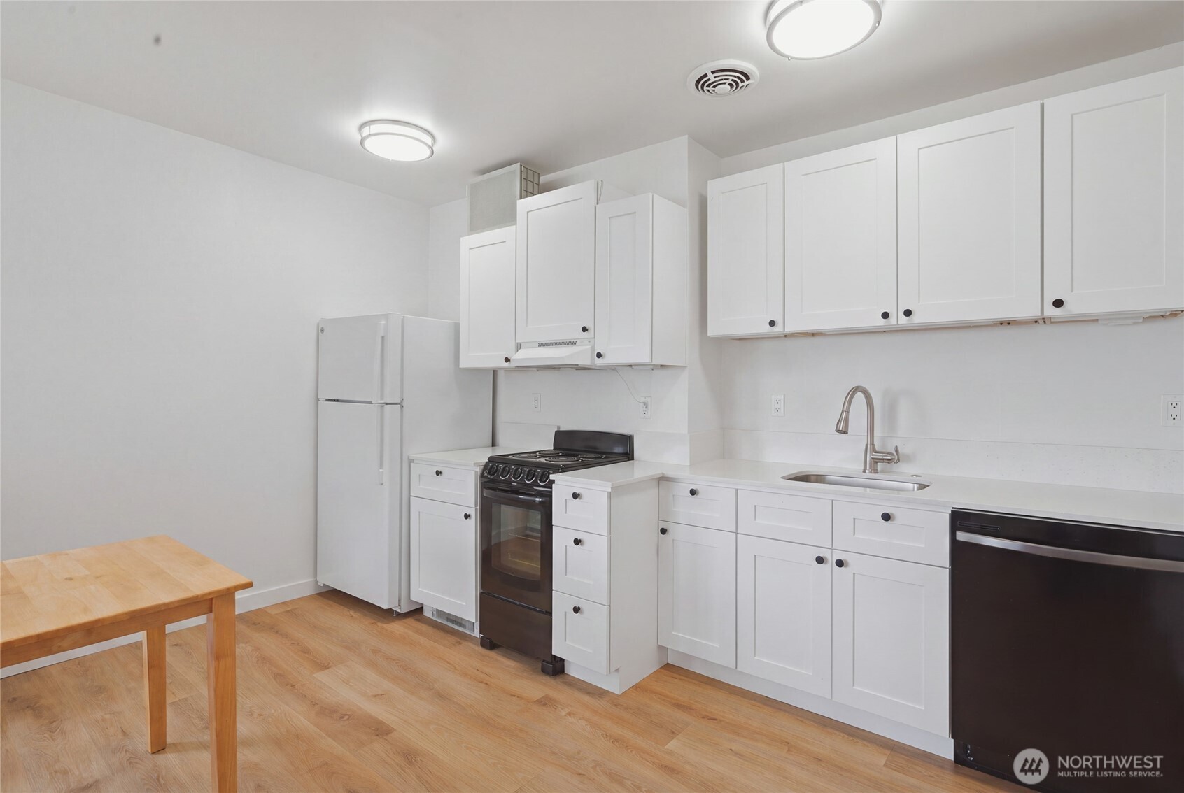 4259 Greenwood Avenue Property Photo 22