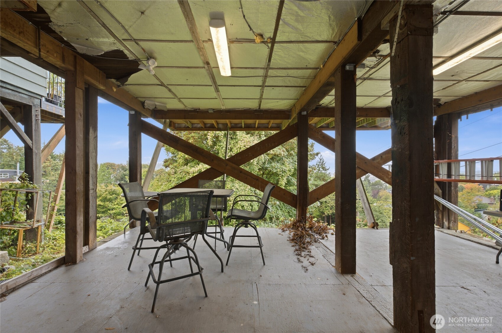 4259 Greenwood Avenue Property Photo 28